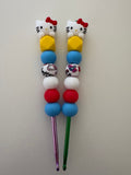 Ergonomic beaded crochet hook kitty